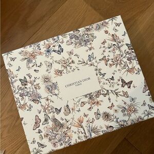 DIOR BEAUTY LIMITED EDITION BUTTERFLY GIFT BOX